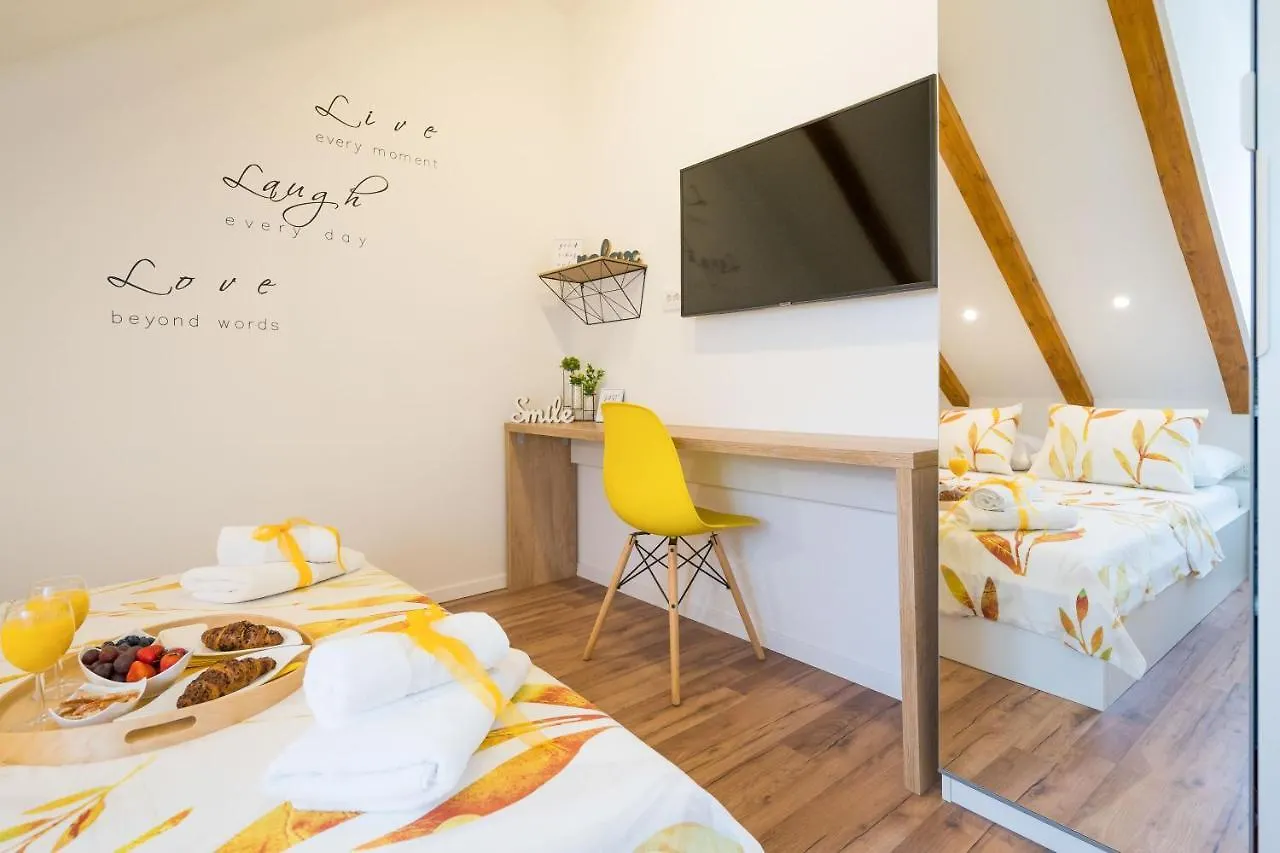 Fantattic Apartments Split Old Town