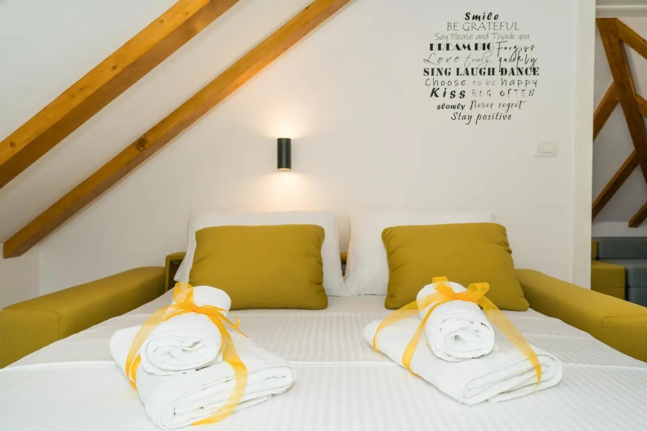 Fantattic Apartments Split Old Town