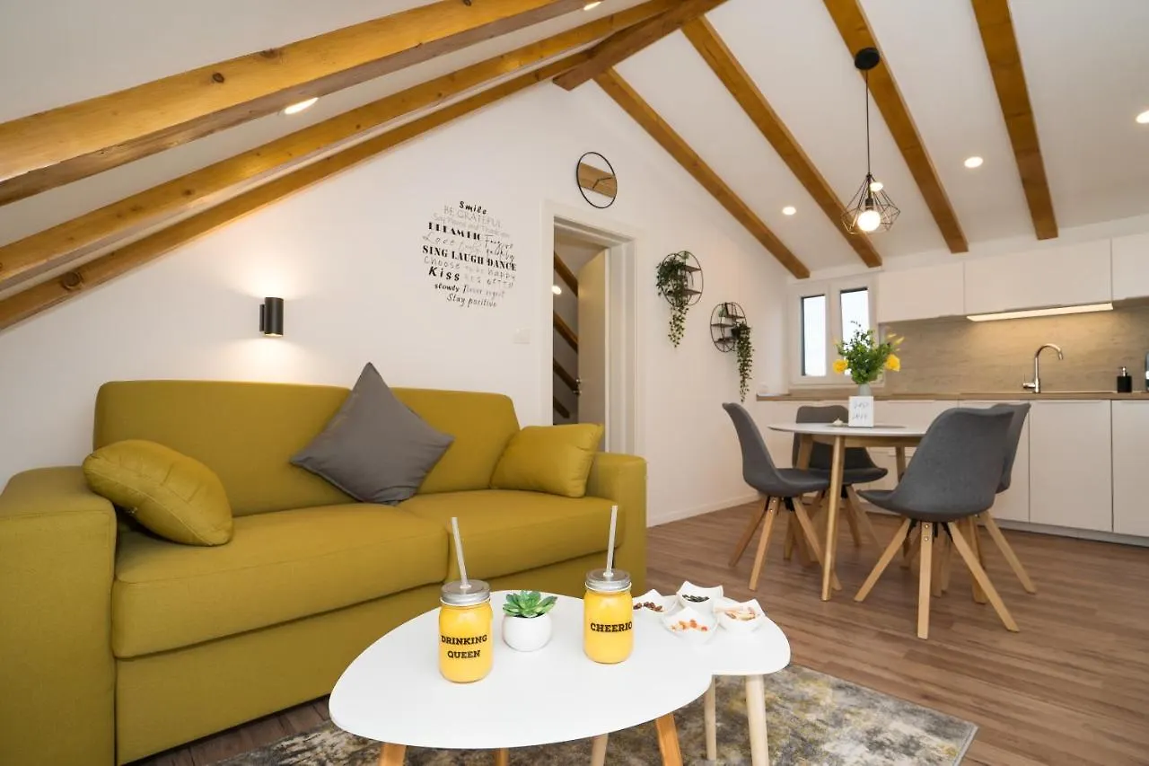 Fantattic Apartments Split Old Town