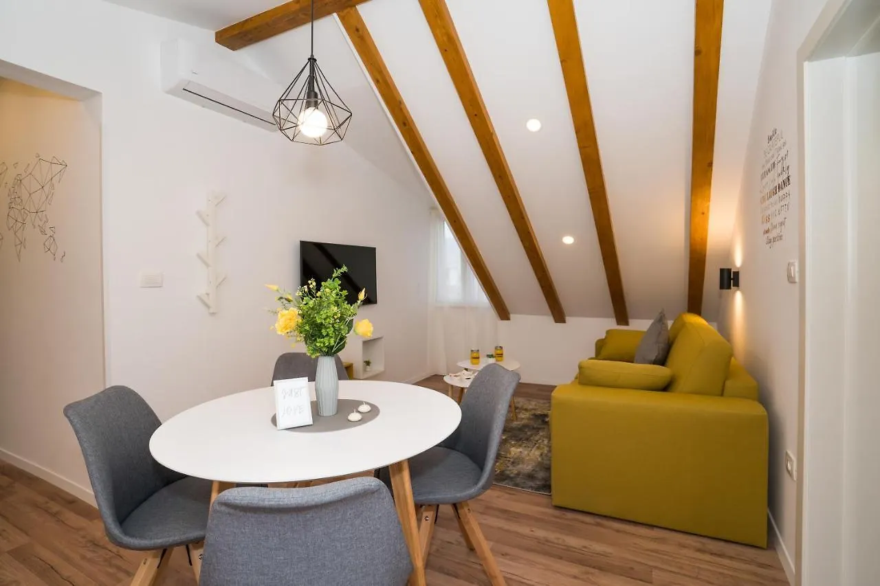 Fantattic Apartments Split Old Town